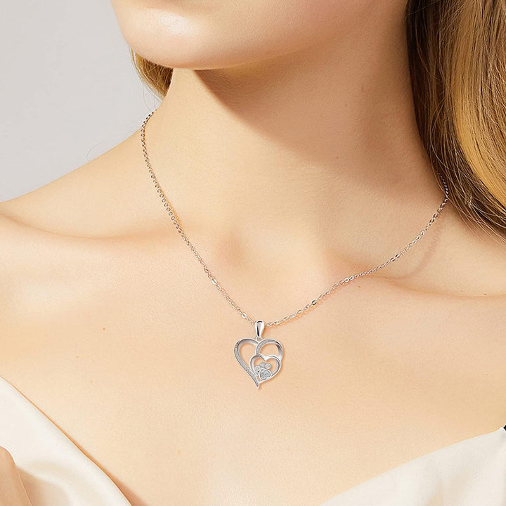 Inolt™ | Collar de Patita y Corazón en Plata
