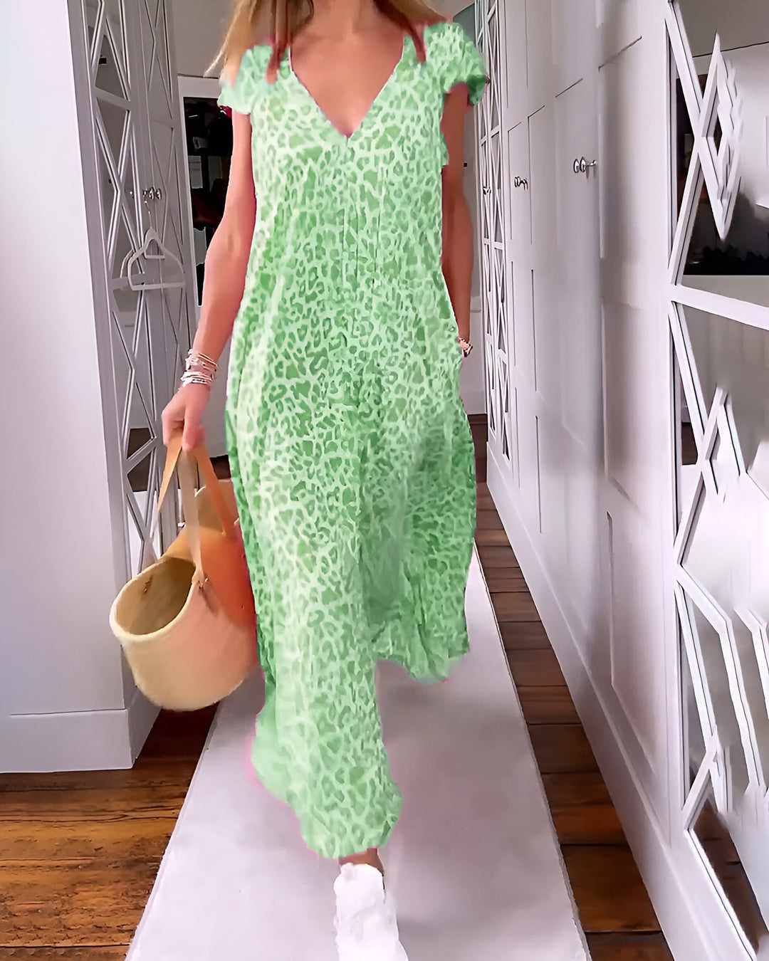 Véronique | Vestido largo de manga corta y escote en V